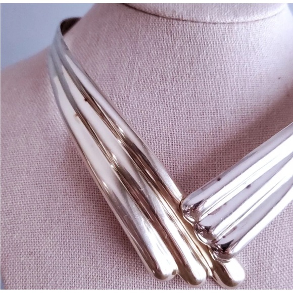 Taxco Mexico Sterling Silver Torc Necklace V Shaped Choker Collar 15-inch 76g - Picture 10 of 15